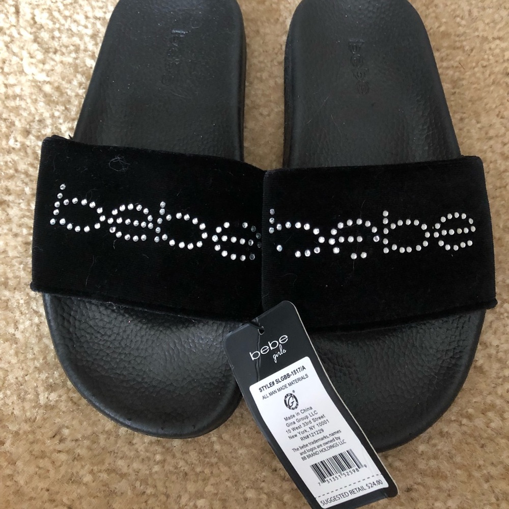 Bebe slides (little girl)